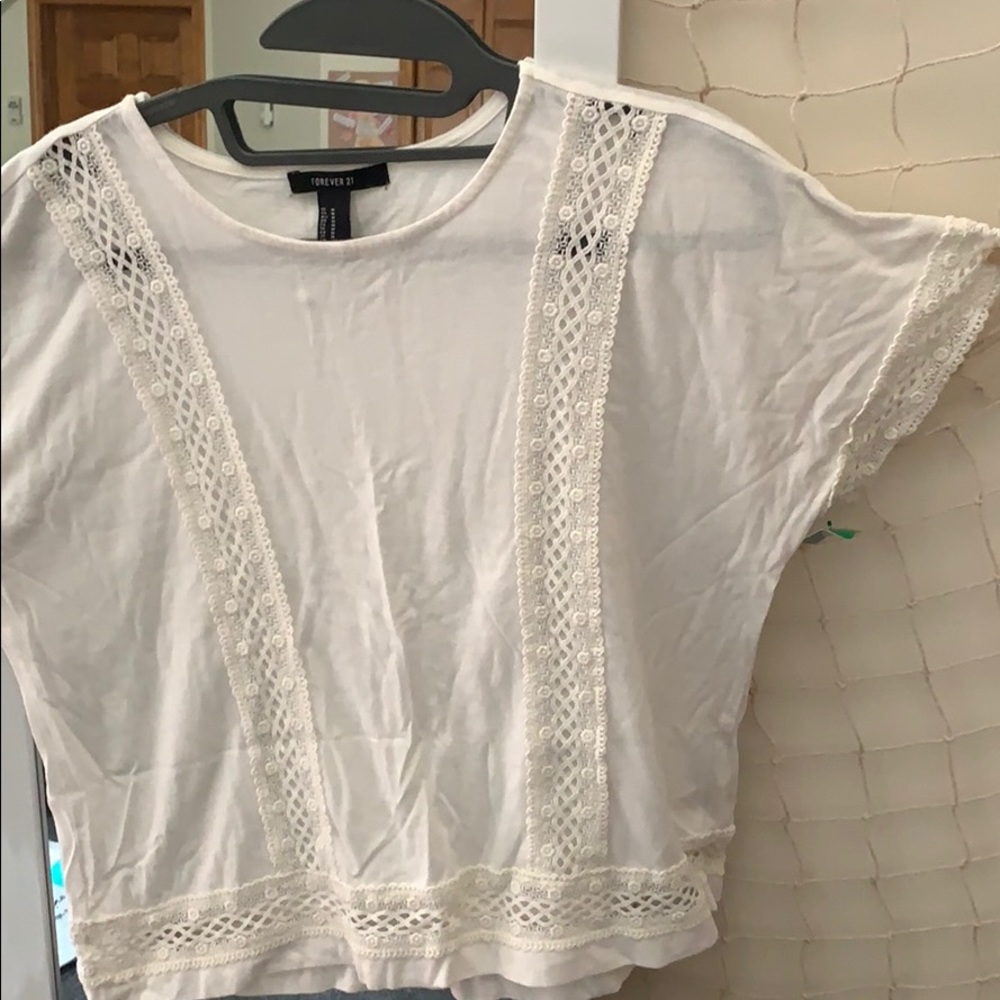 Soft Lace Detail White T